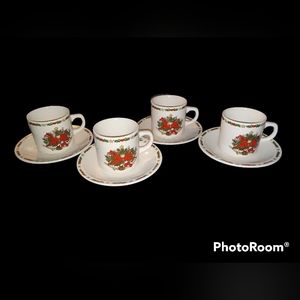 Lot of 8 Ten Strawberry Street O' Christmas Tree Mugs and Plates